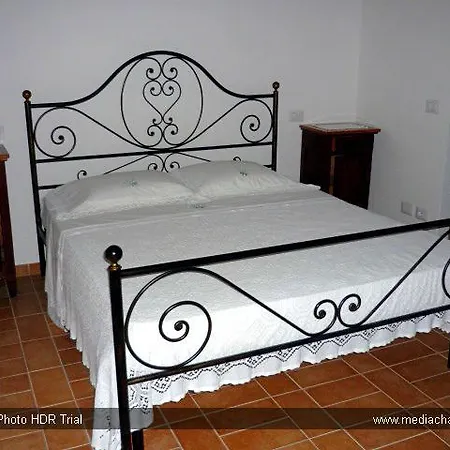 Фермерский дом Agriturismo Il Leccio Арчевиа