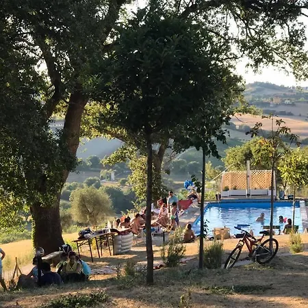 Agriturismo Il Leccio Фермерский дом *