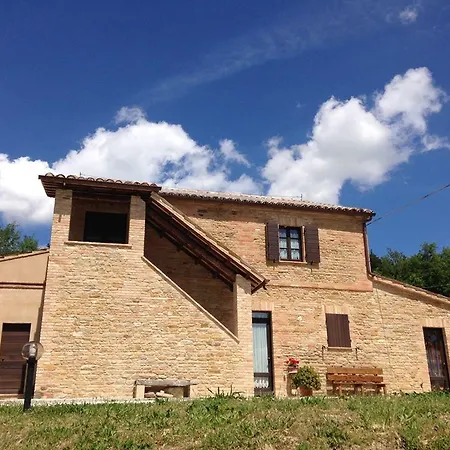 Agriturismo Il Leccio Фермерский дом